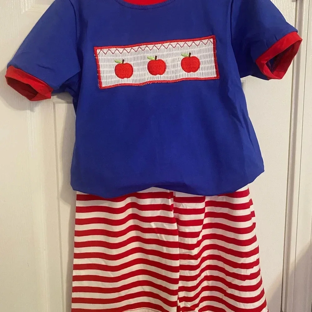 New Smocked Apple Outfit